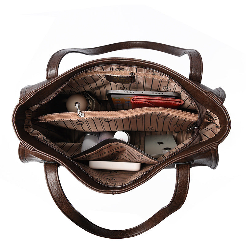 Classic Daily Shoulder Bag